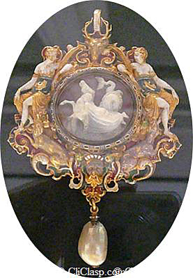 Pendant, XVI century, enameld gold setting on an antique cameo carved by Sostratos (a greek architect 1st century BC), with baroque pearl at bottom