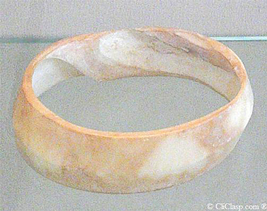  Bracelet carved out of a shell-2600 to -1700 BC found in 1908 in Suse 